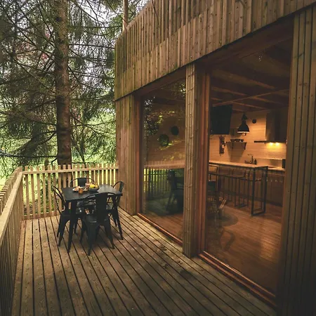 Holacamp Camino فيلة O Pino